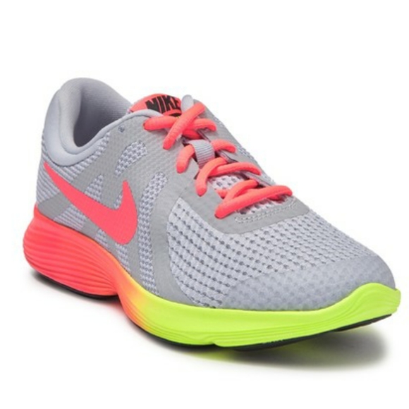 nike kids revolution 4 fade